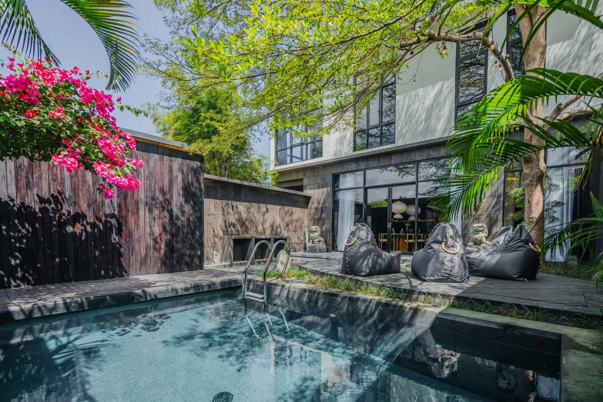 JAPANESE INSPIRED MODERN 3 BEDROOM ROOFTOP VILLA FOR SALE FREEHOLD IN MELASTI BE-1234 